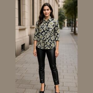 Karen Scott Monochrome Floral Blouse Sz L